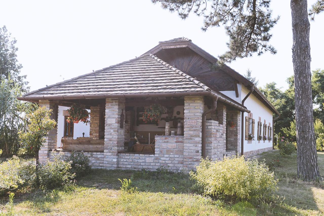 Sun City Vízisport Paradicsom Hódmezővásárhely Exterior foto